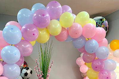 Bogen aus Luftballons